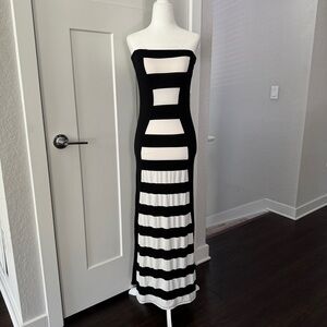 XXS Black and white Bebe striped strapless summer maxi dress
